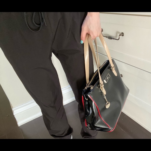 Authentic vintage DKNY patent leather handbag - Picture 13 of 13